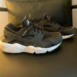 Black & White Huaraches Nikes